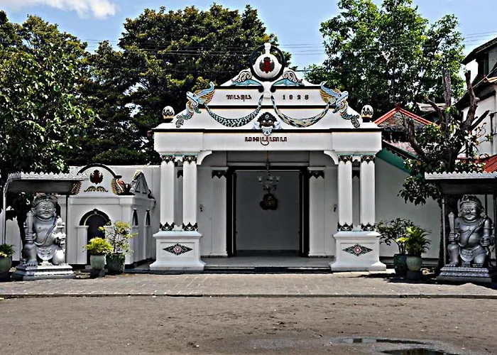 Mitra